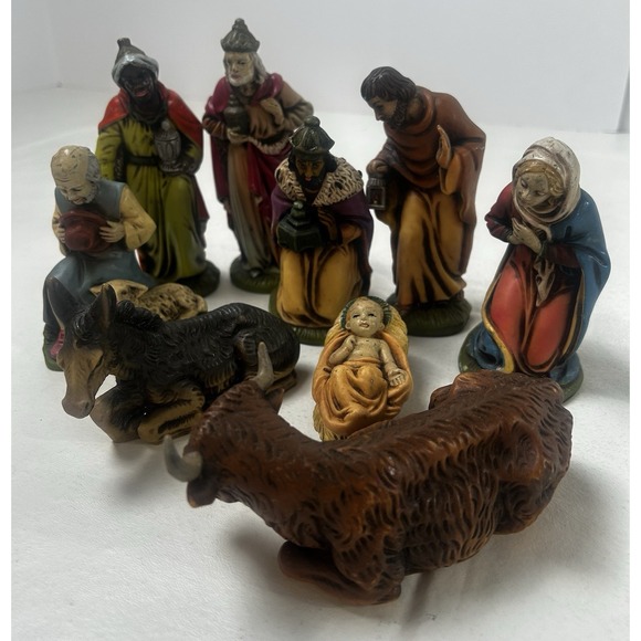 Vintage 9 Piece German Nativity Scene Figures Plastic Hand Painted - Picture 13 of 16